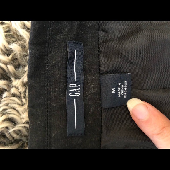 🌹2/30 Gap Top - Picture 2 of 2